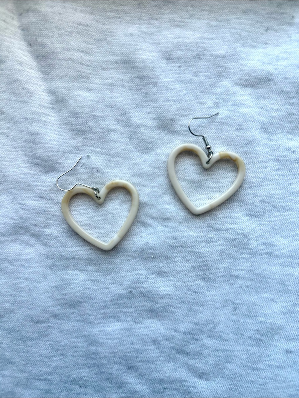 cream heart earrings